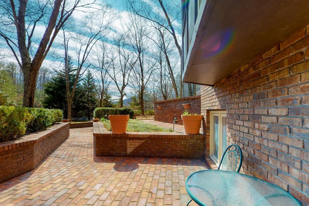 Smoky Mountain Castle Caretaker'S Apartment Sevierville Eksteriør bilde
